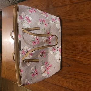 Kelly and Katie Handbag.